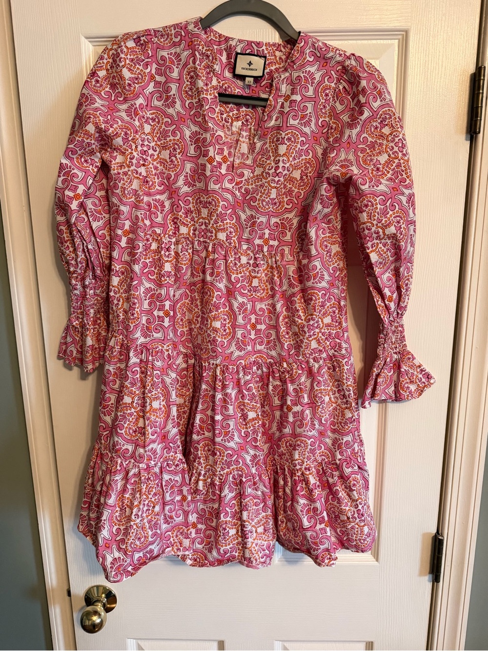 Women’s Pink Paisley Tiered Smocked-Sleeve Dress